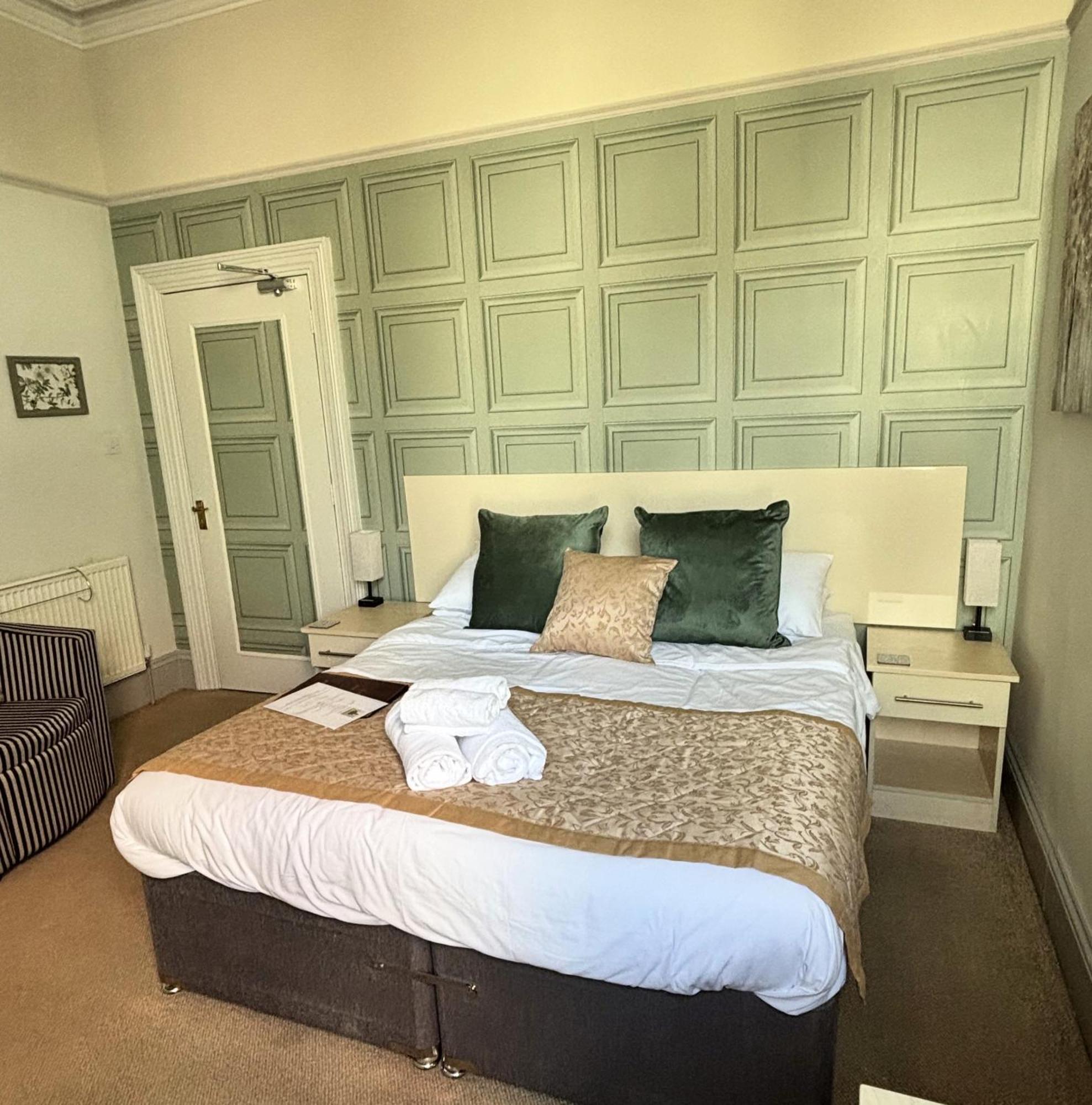 74 Belgravia 4* Torquay
