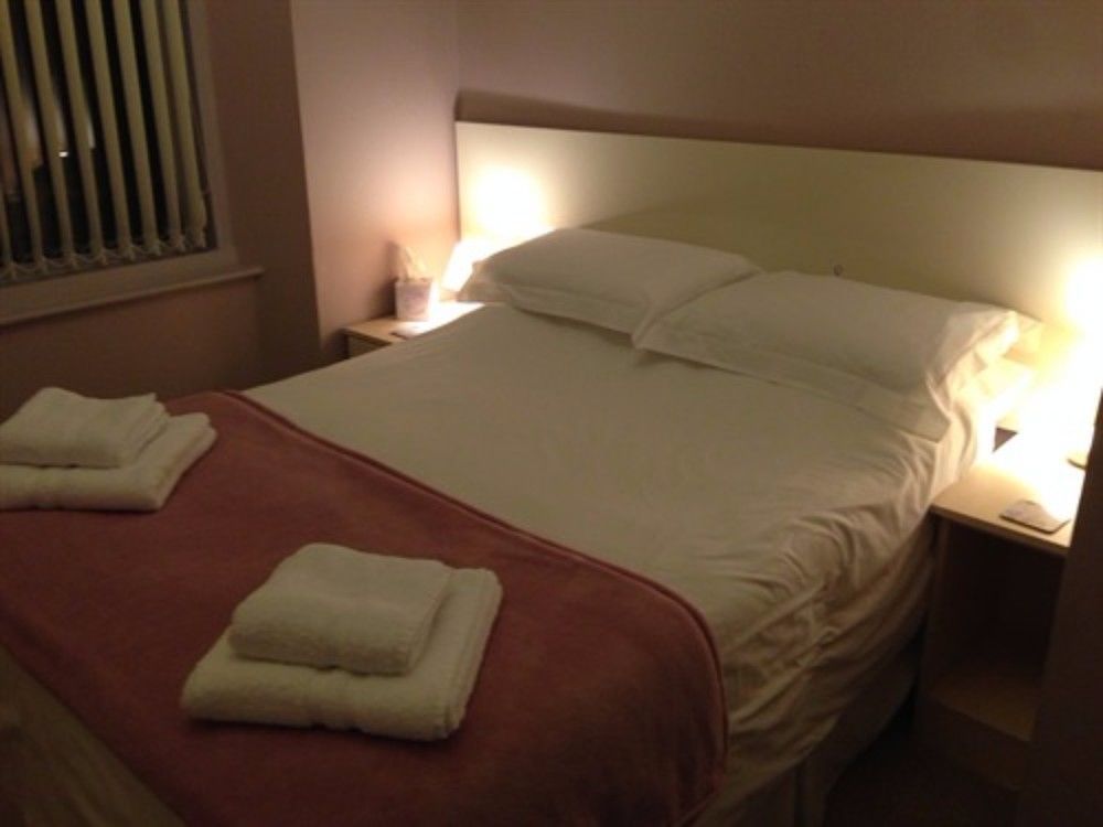 74 Belgravia 4* Torquay